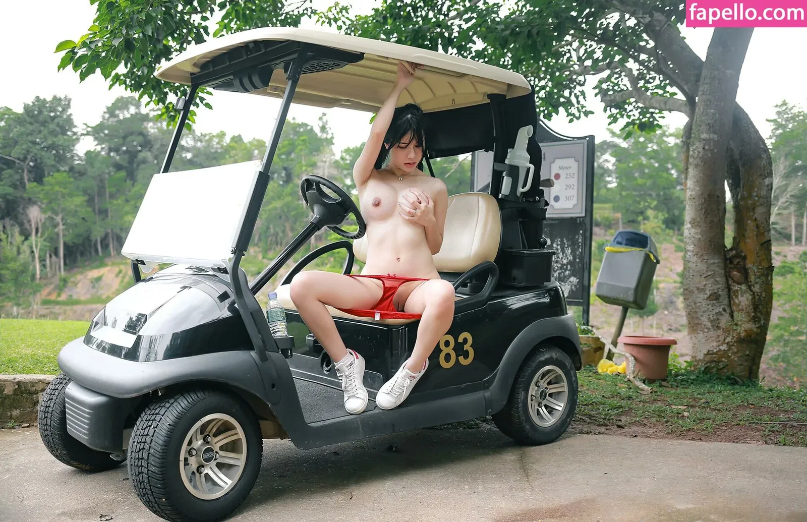 onlysaraluna Onlyfans Photo Gallery 