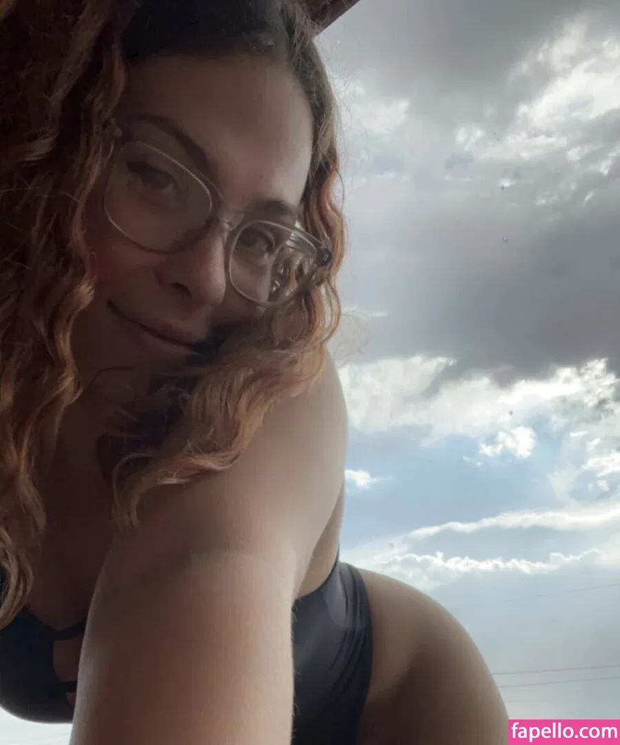 Alexis Pierce Onlyfans Photo Gallery 