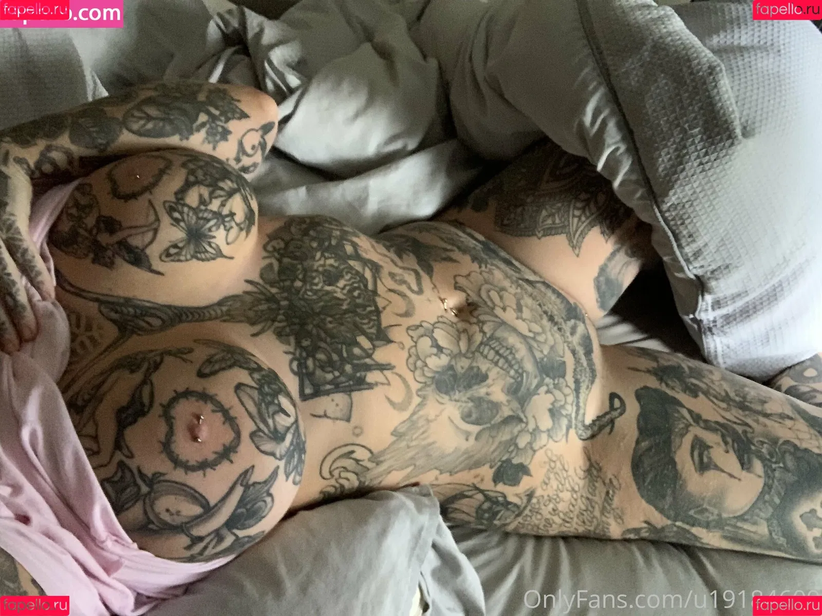 c4llie Onlyfans Photo Gallery 