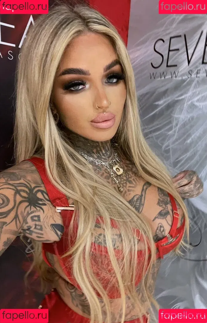 c4llie Onlyfans Photo Gallery 