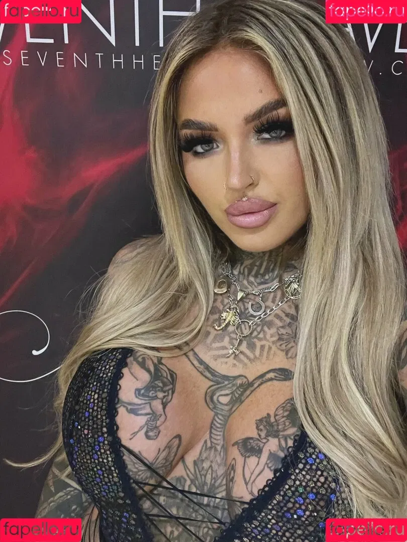 c4llie Onlyfans Photo Gallery 