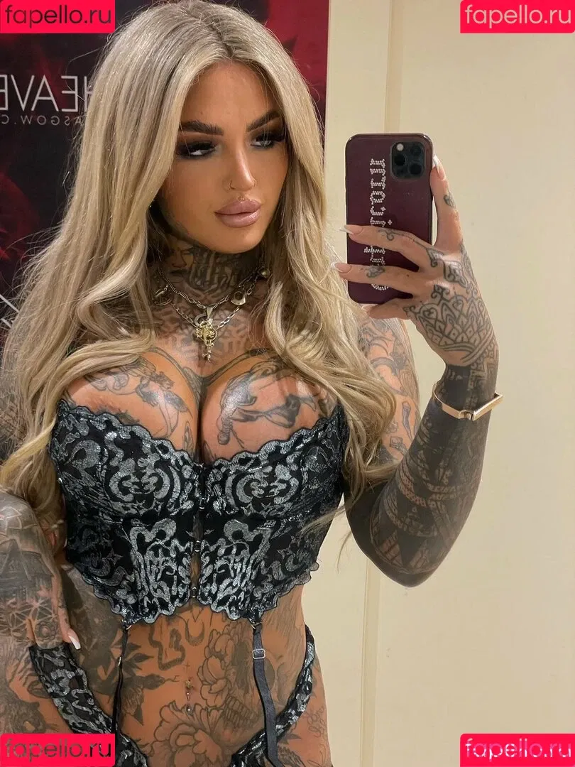 c4llie Onlyfans Photo Gallery 