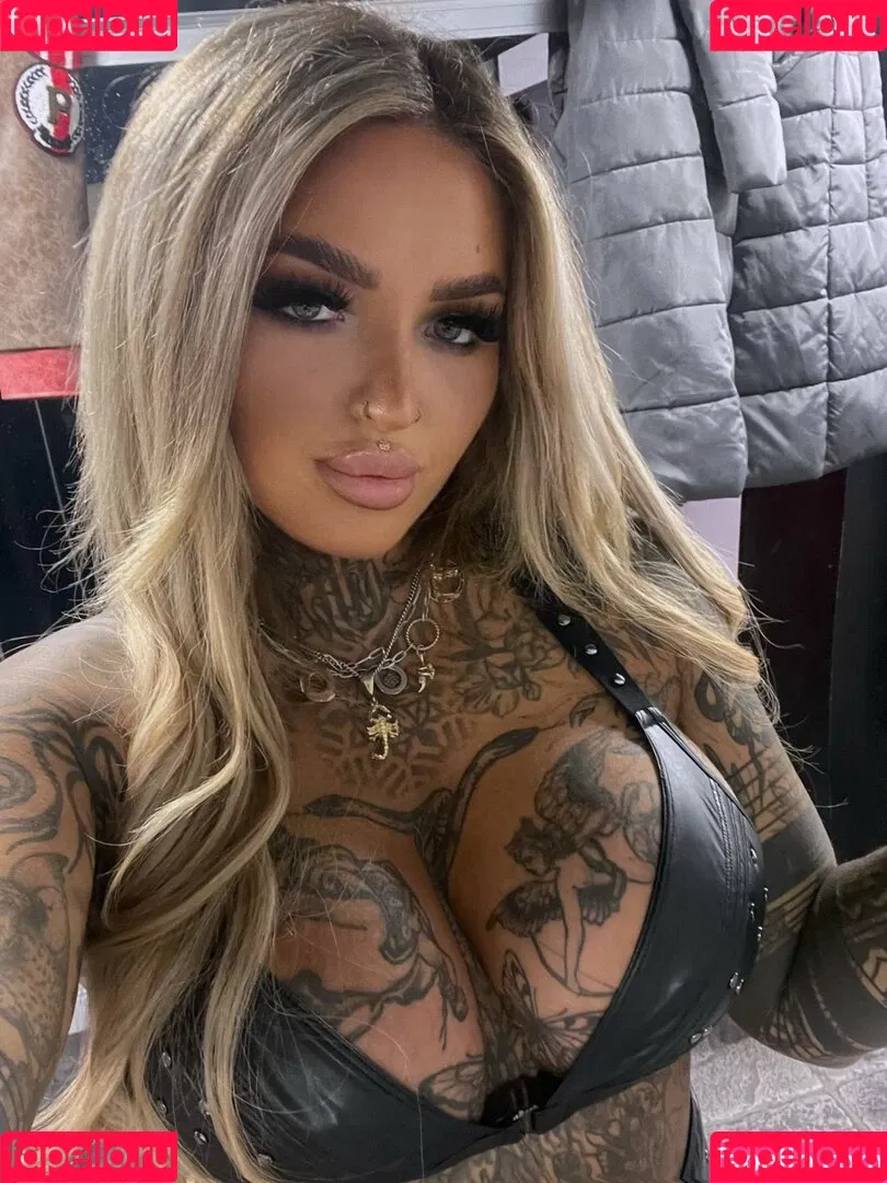 c4llie Onlyfans Photo Gallery 