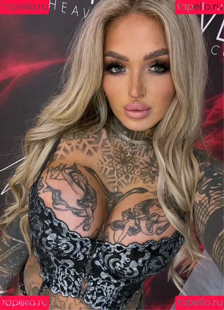 c4llie Onlyfans Photo Gallery 