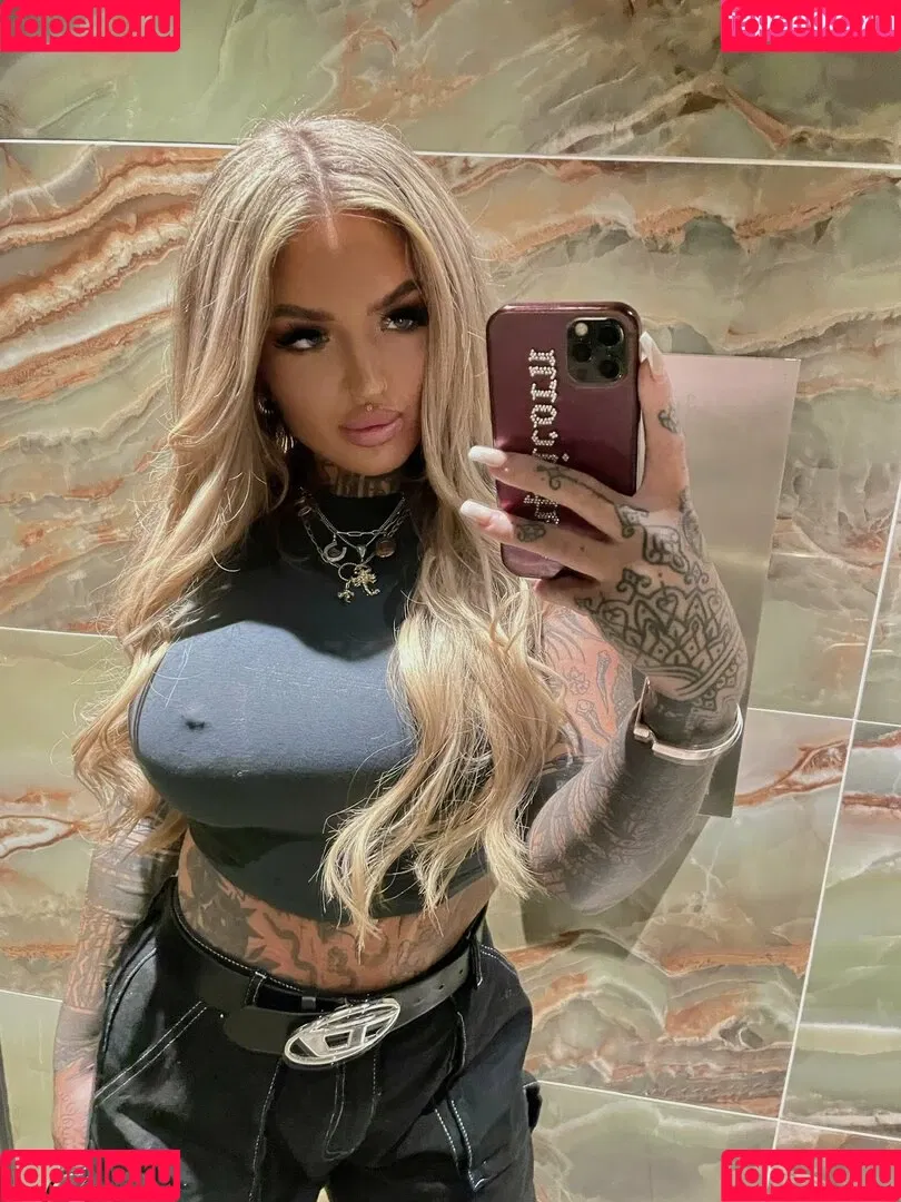 c4llie Onlyfans Photo Gallery 