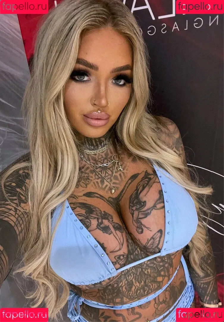 c4llie Onlyfans Photo Gallery 