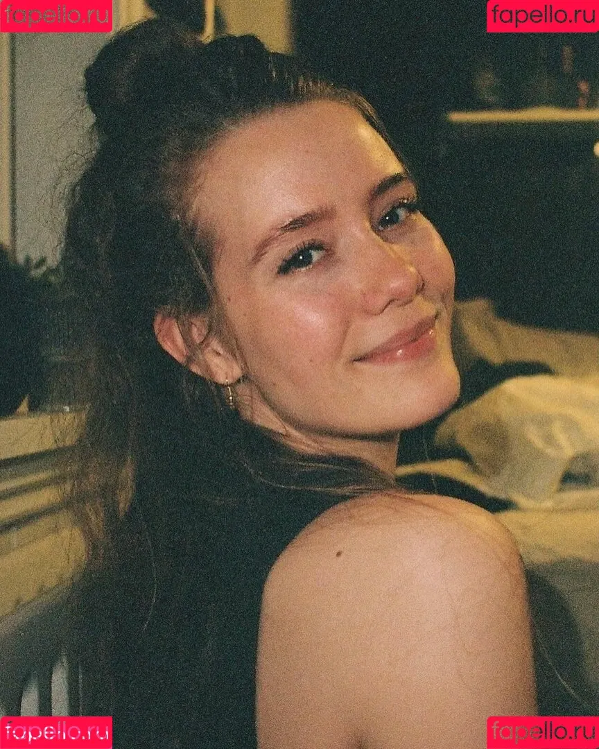 Berta Andrea Snædal Onlyfans Photo Gallery 
