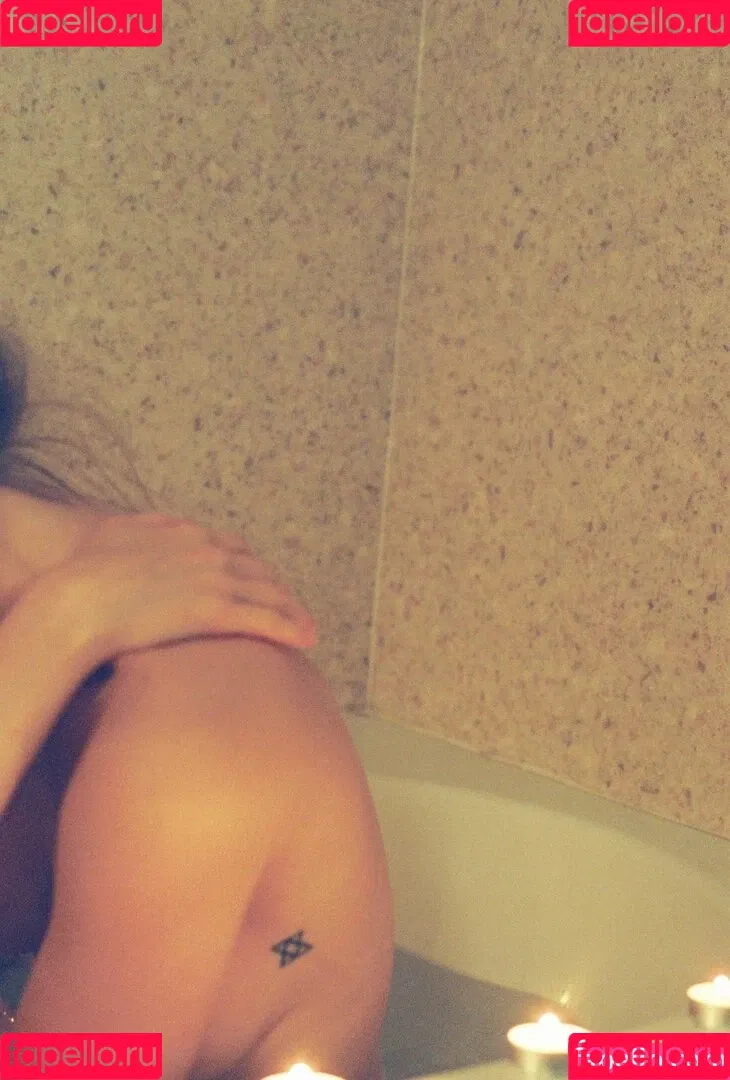 Berta Andrea Snædal Onlyfans Photo Gallery 
