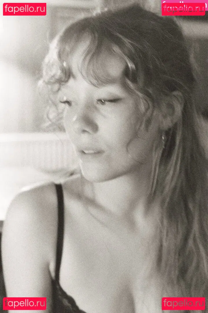 Berta Andrea Snædal Onlyfans Photo Gallery 