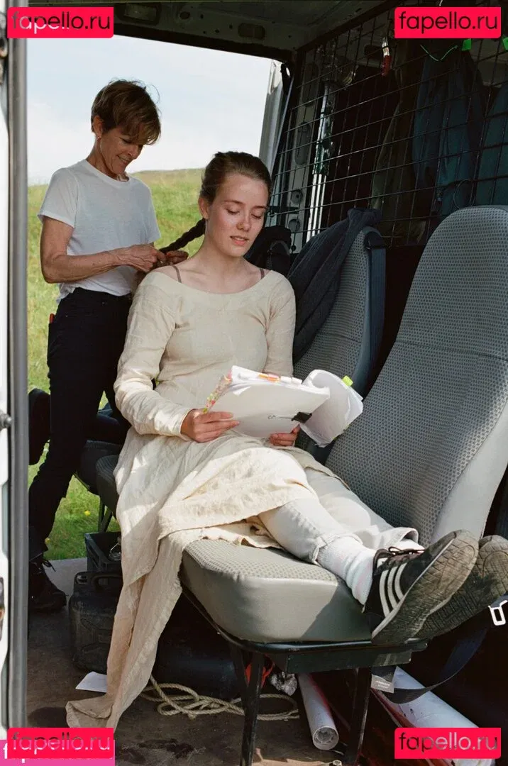 Berta Andrea Snædal Onlyfans Photo Gallery 