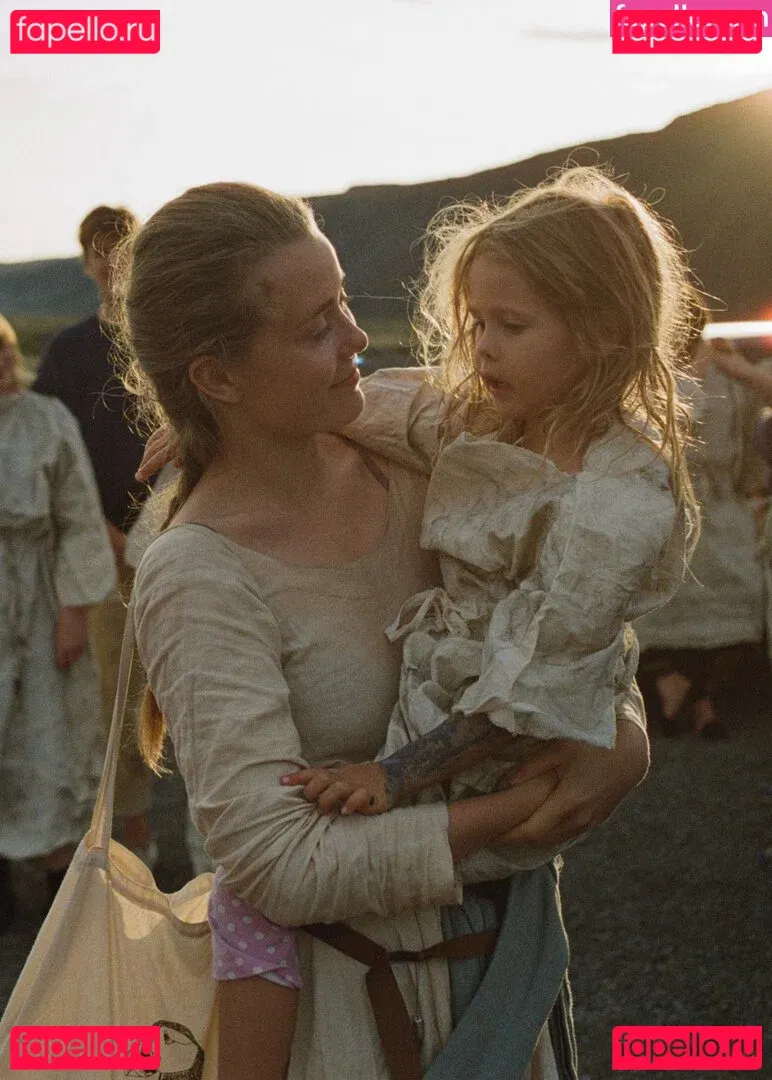 Berta Andrea Snædal Onlyfans Photo Gallery 