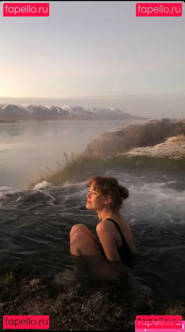 Berta Andrea Snædal Onlyfans Photo Gallery 