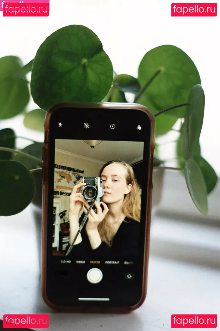 Berta Andrea Snædal Onlyfans Photo Gallery 