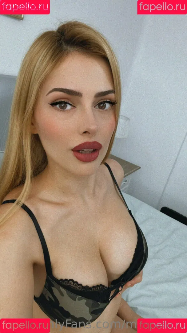 minivamp Onlyfans Photo Gallery 