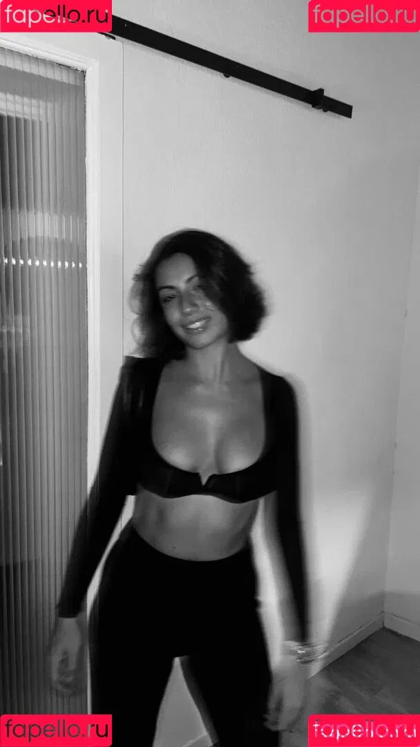 Maria Mood Onlyfans Photo Gallery 
