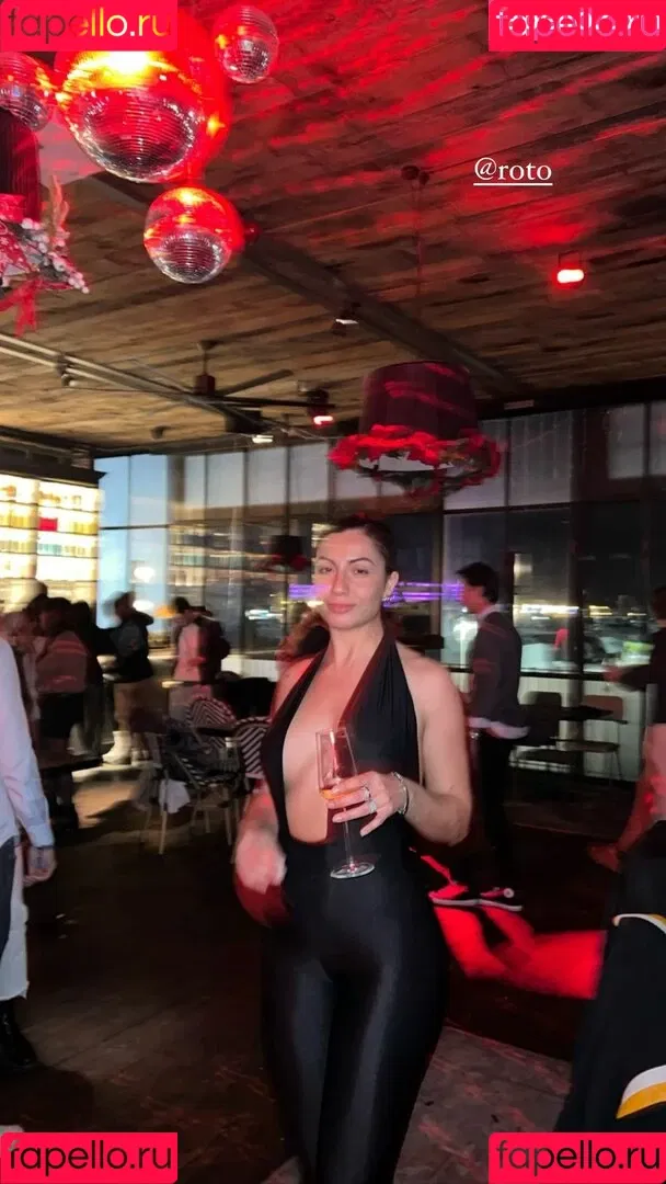 Maria Mood Onlyfans Photo Gallery 