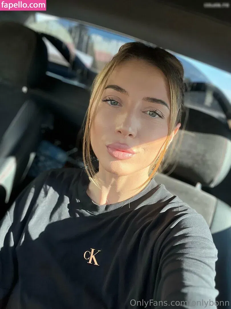 momome03 Onlyfans Photo Gallery 