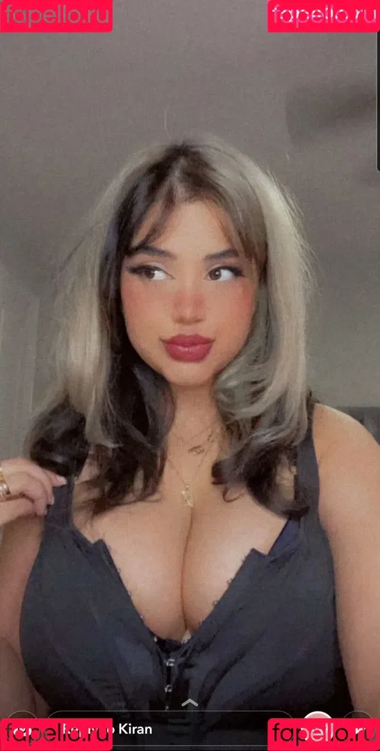 OMGLove Onlyfans Photo Gallery 