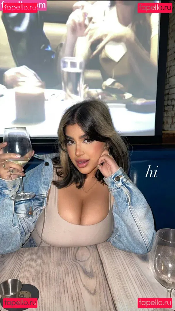 OMGLove Onlyfans Photo Gallery 