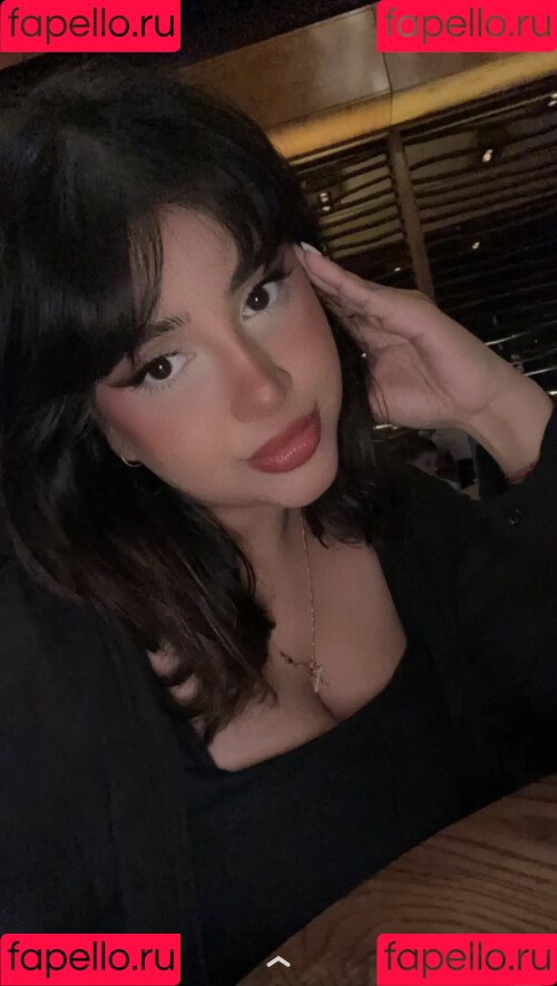 OMGLove Onlyfans Photo Gallery 