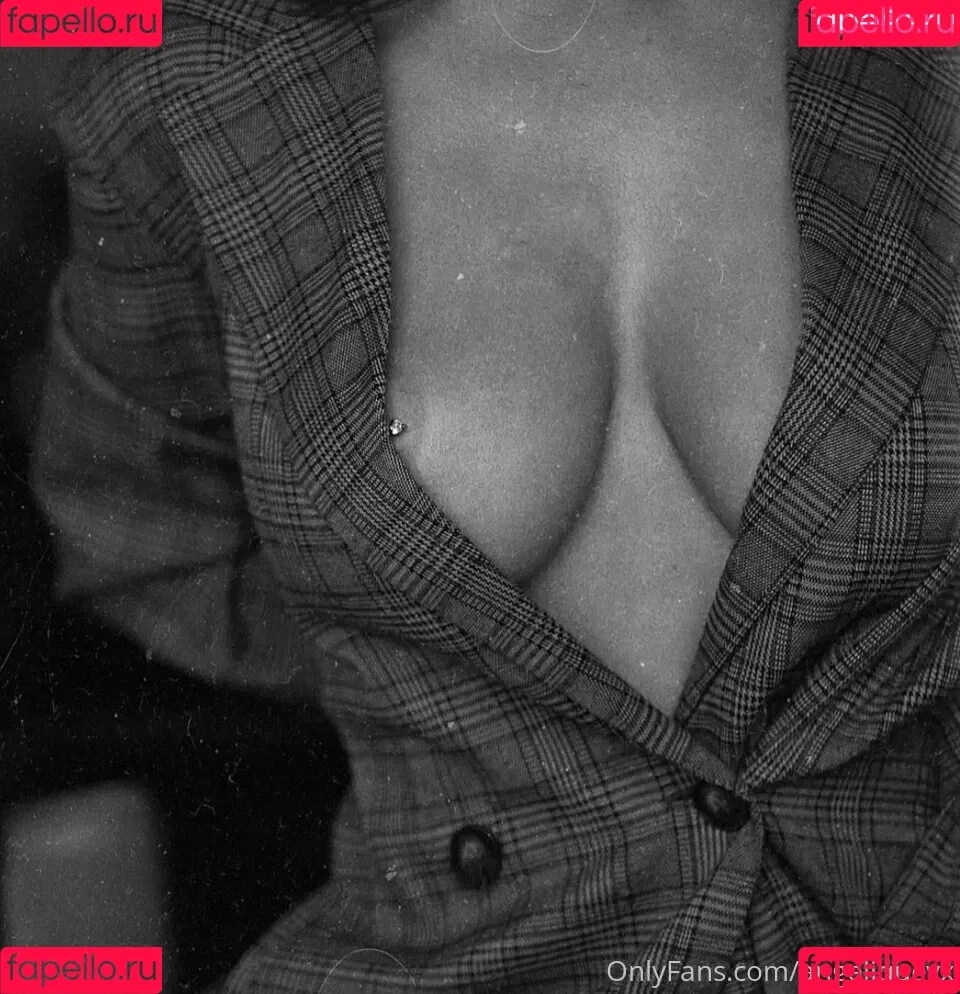 Angelique.vx Onlyfans Photo Gallery 