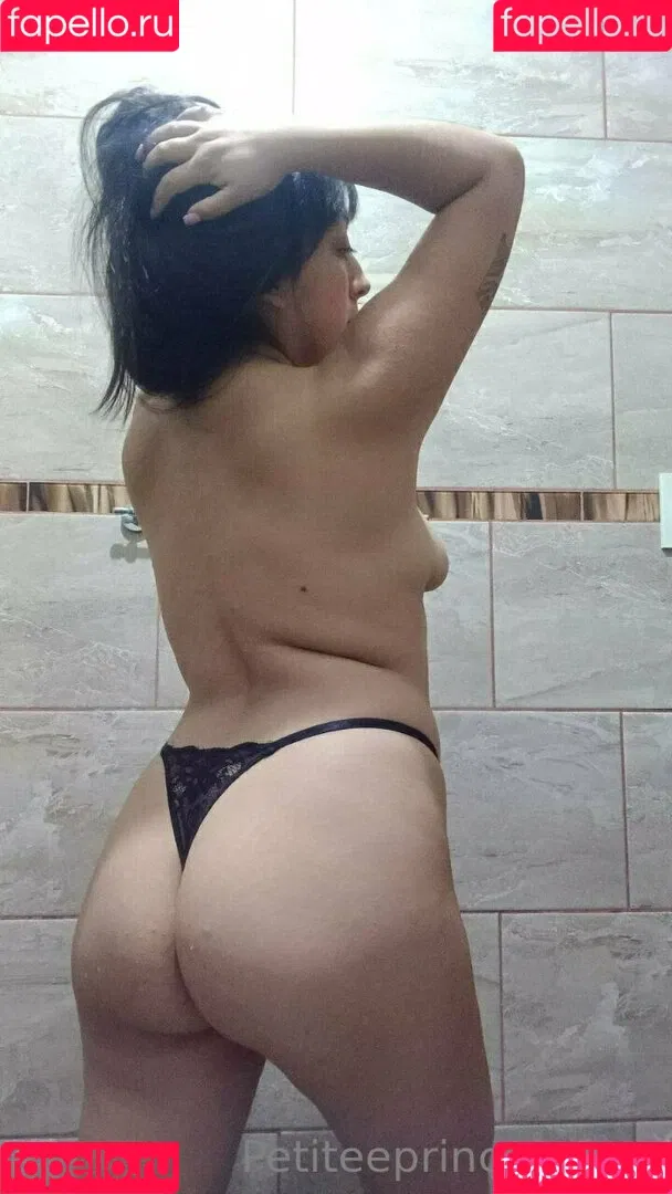 petiteeprincessfree Onlyfans Photo Gallery 