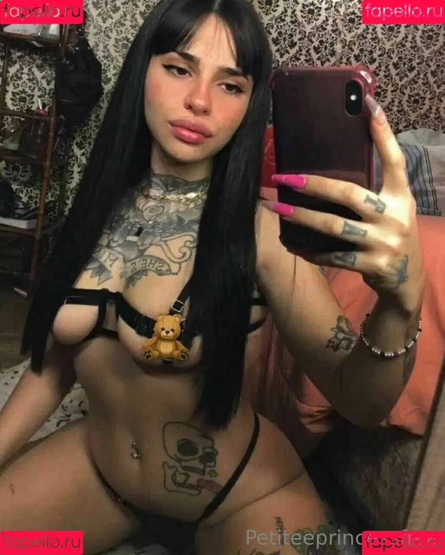 petiteeprincessfree Onlyfans Photo Gallery 