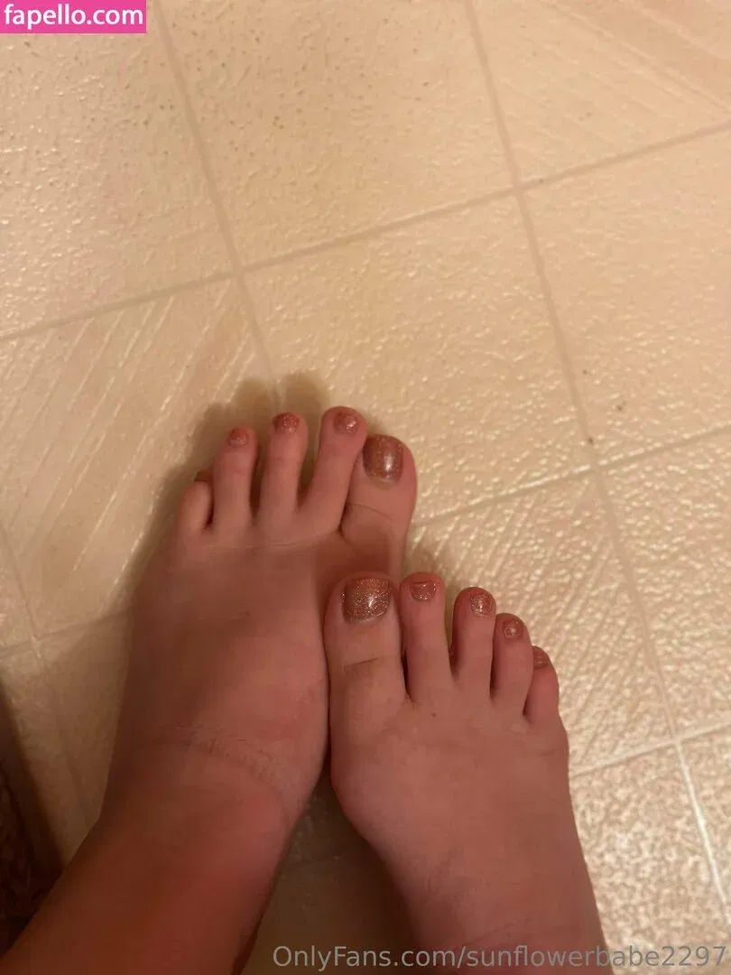 sunflowerbabe2297 Onlyfans Photo Gallery 