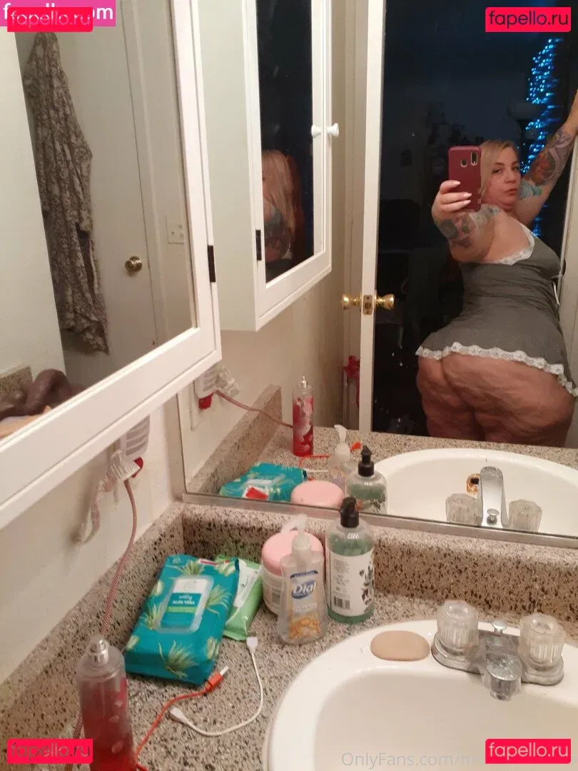 msminniexoxo Onlyfans Photo Gallery 