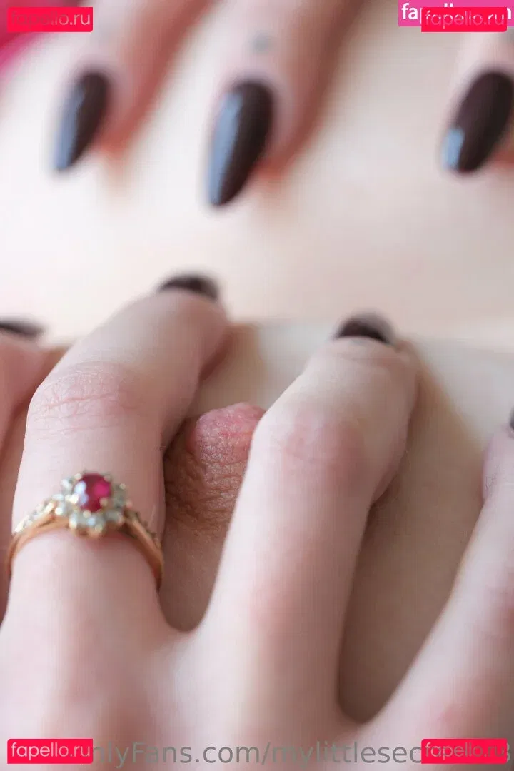 mylittlesecrets13 Onlyfans Photo Gallery 