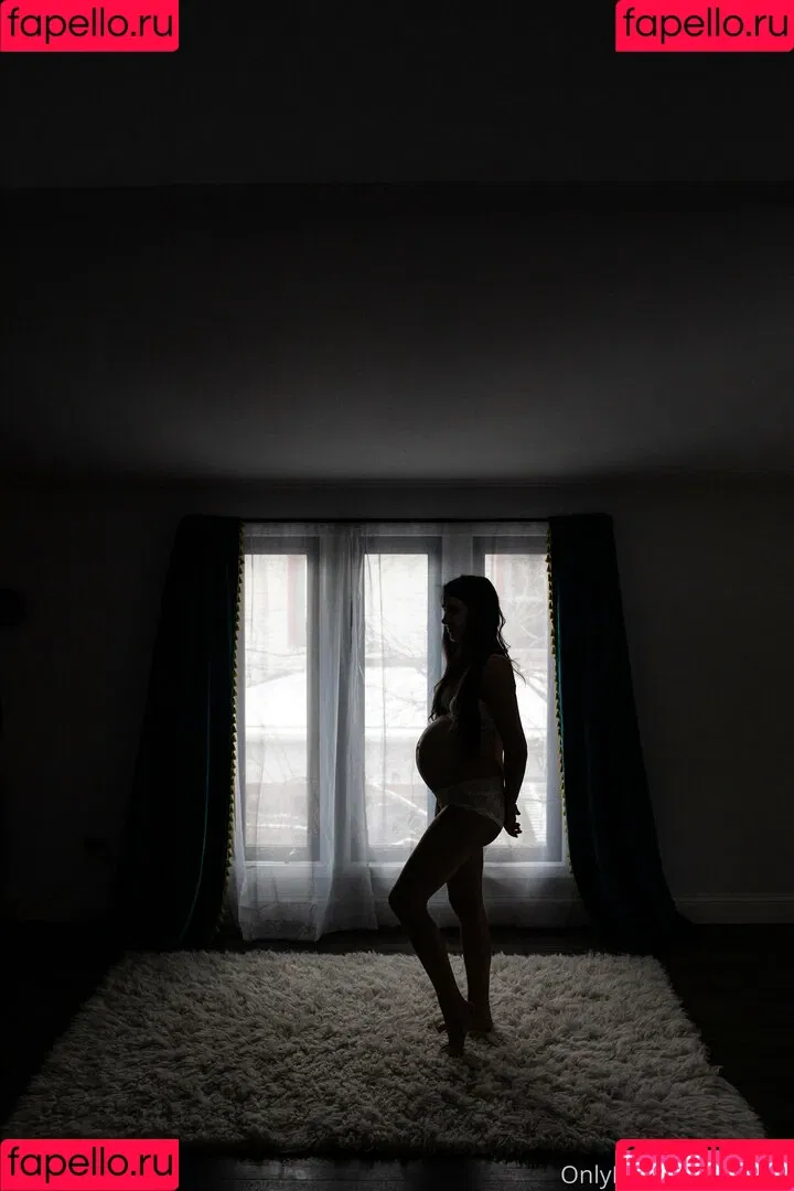 LillyVig Onlyfans Photo Gallery 
