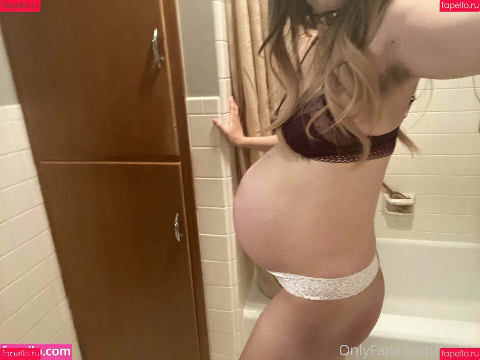 LillyVig Onlyfans Photo Gallery 