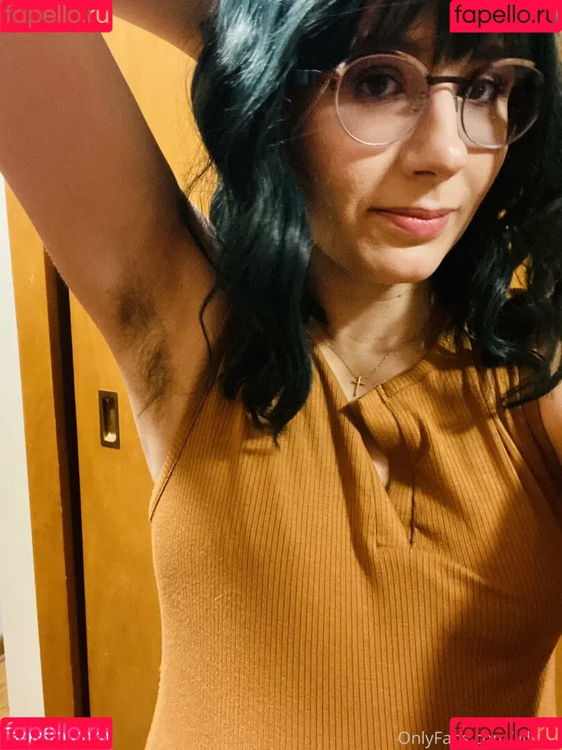 LillyVig Onlyfans Photo Gallery 