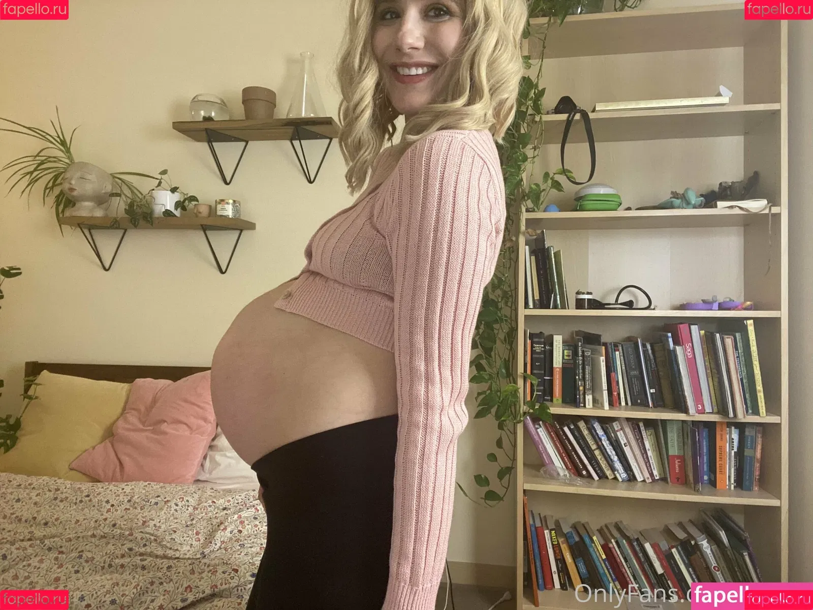 LillyVig Onlyfans Photo Gallery 