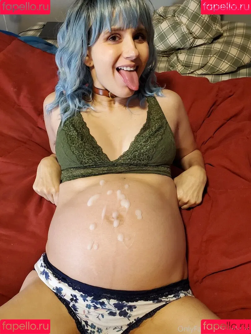 LillyVig Onlyfans Photo Gallery 