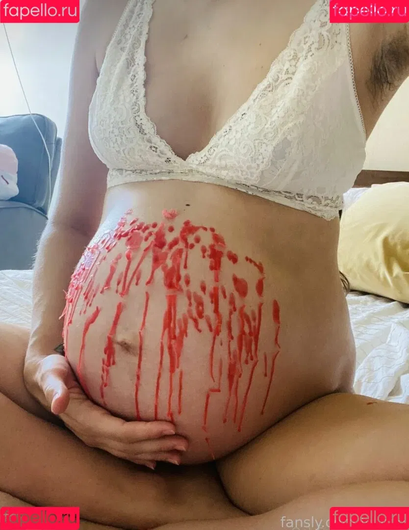 LillyVig Onlyfans Photo Gallery 