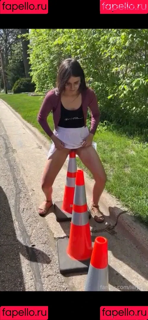 LillyVig Onlyfans Photo Gallery 
