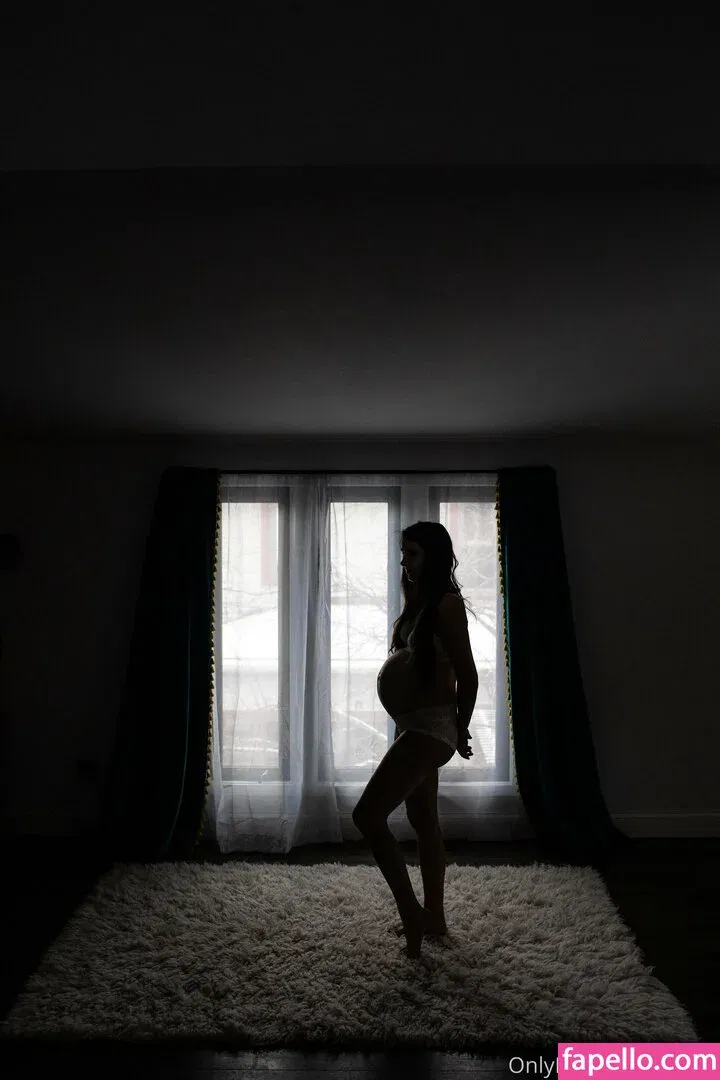 LillyVig Onlyfans Photo Gallery 