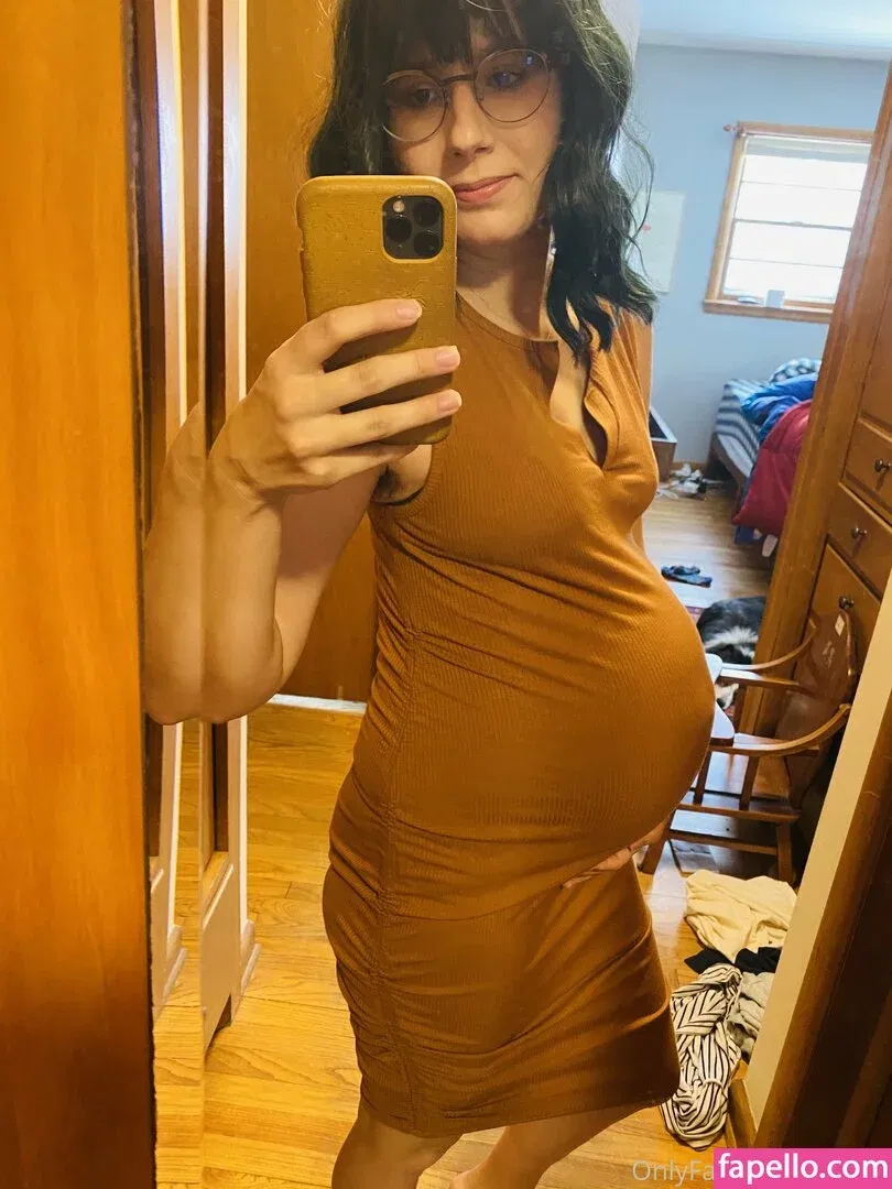 LillyVig Onlyfans Photo Gallery 