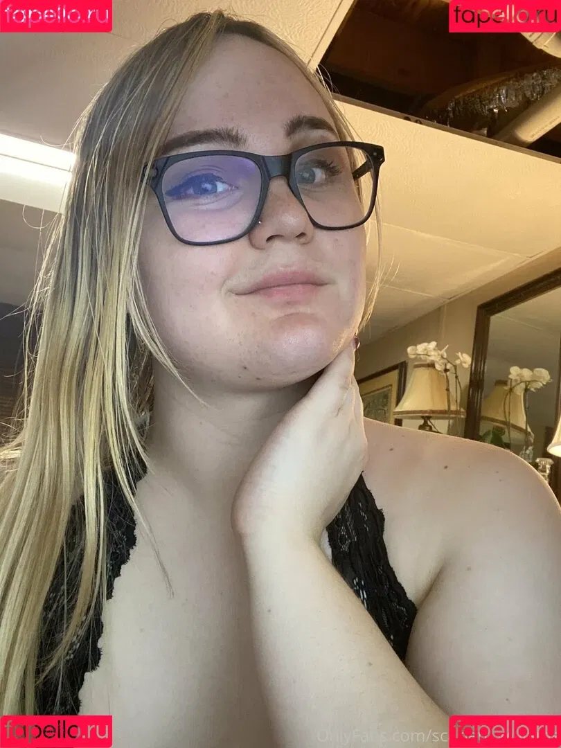 Scarlett Williams Onlyfans Photo Gallery 