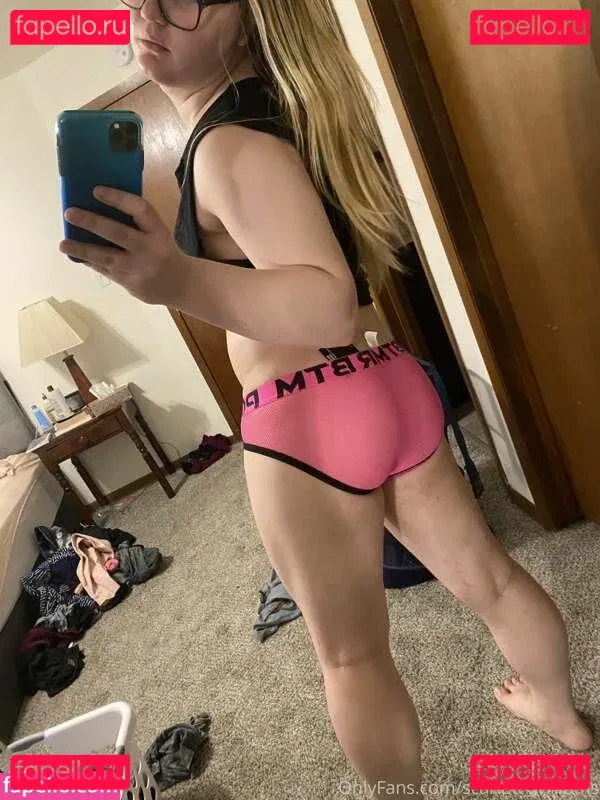 Scarlett Williams Onlyfans Photo Gallery 