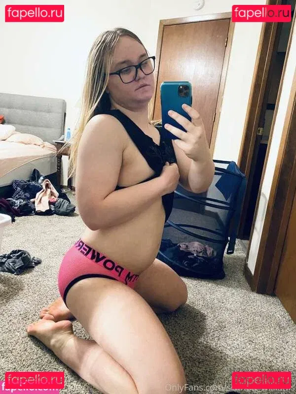 Scarlett Williams Onlyfans Photo Gallery 