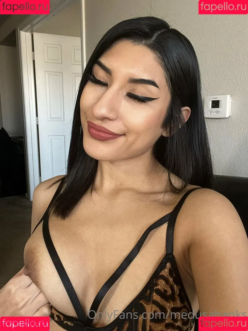 medusabanks Onlyfans Photo Gallery 