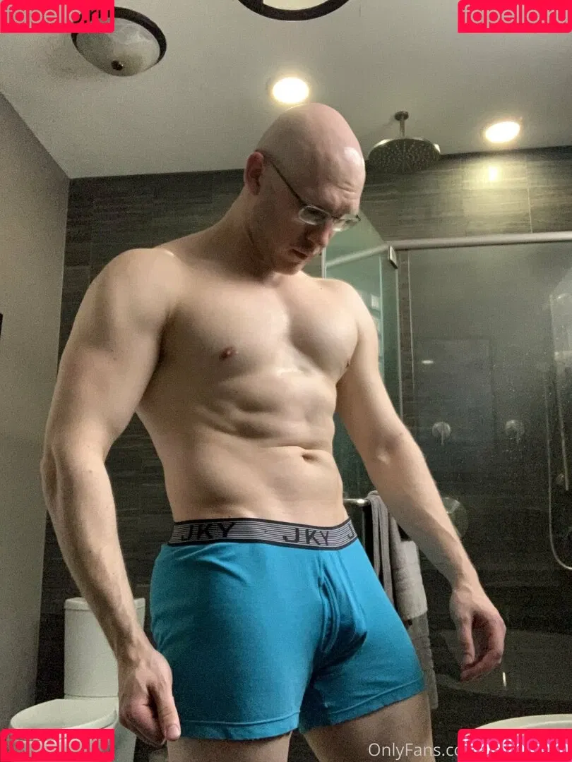 justingains Onlyfans Photo Gallery 