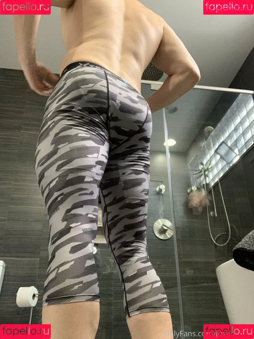 justingains Onlyfans Photo Gallery 