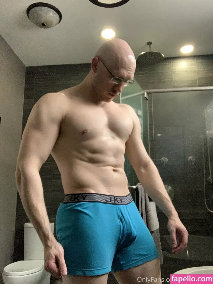 justingains Onlyfans Photo Gallery 