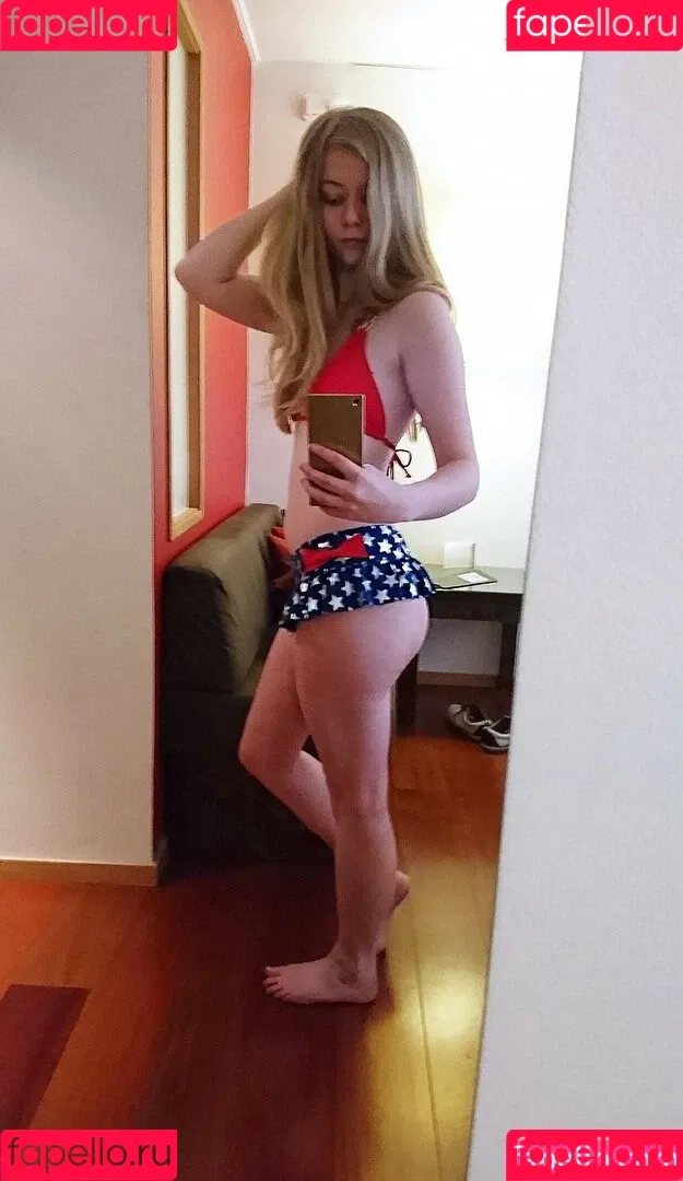 Purrluna Onlyfans Photo Gallery 