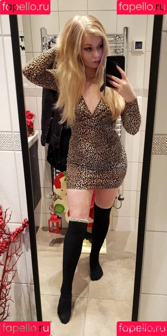 Purrluna Onlyfans Photo Gallery 