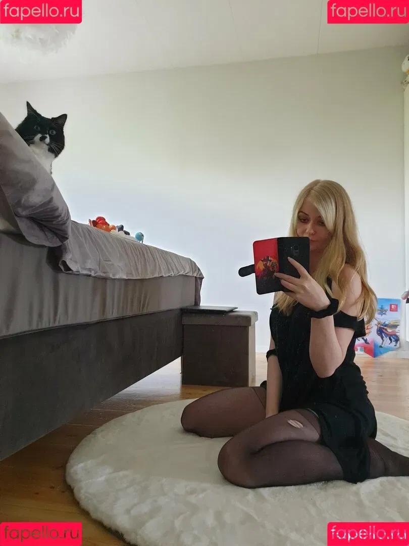 Purrluna Onlyfans Photo Gallery 