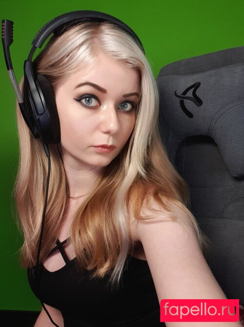 Purrluna Onlyfans Photo Gallery 